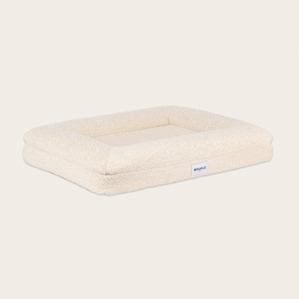 Bouclé Oslo dog bed for large dogs