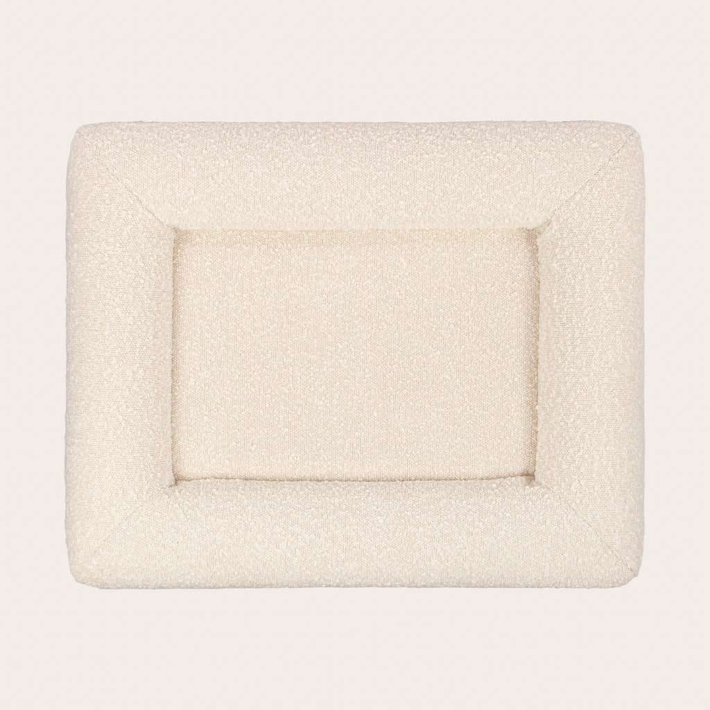 Soft Bouclé Oslo dog bed for dogs